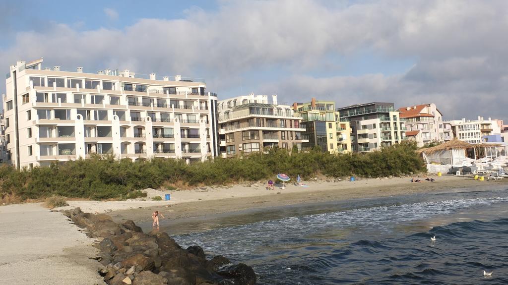 Golden Sea View Apartments Pomorie Exterior foto