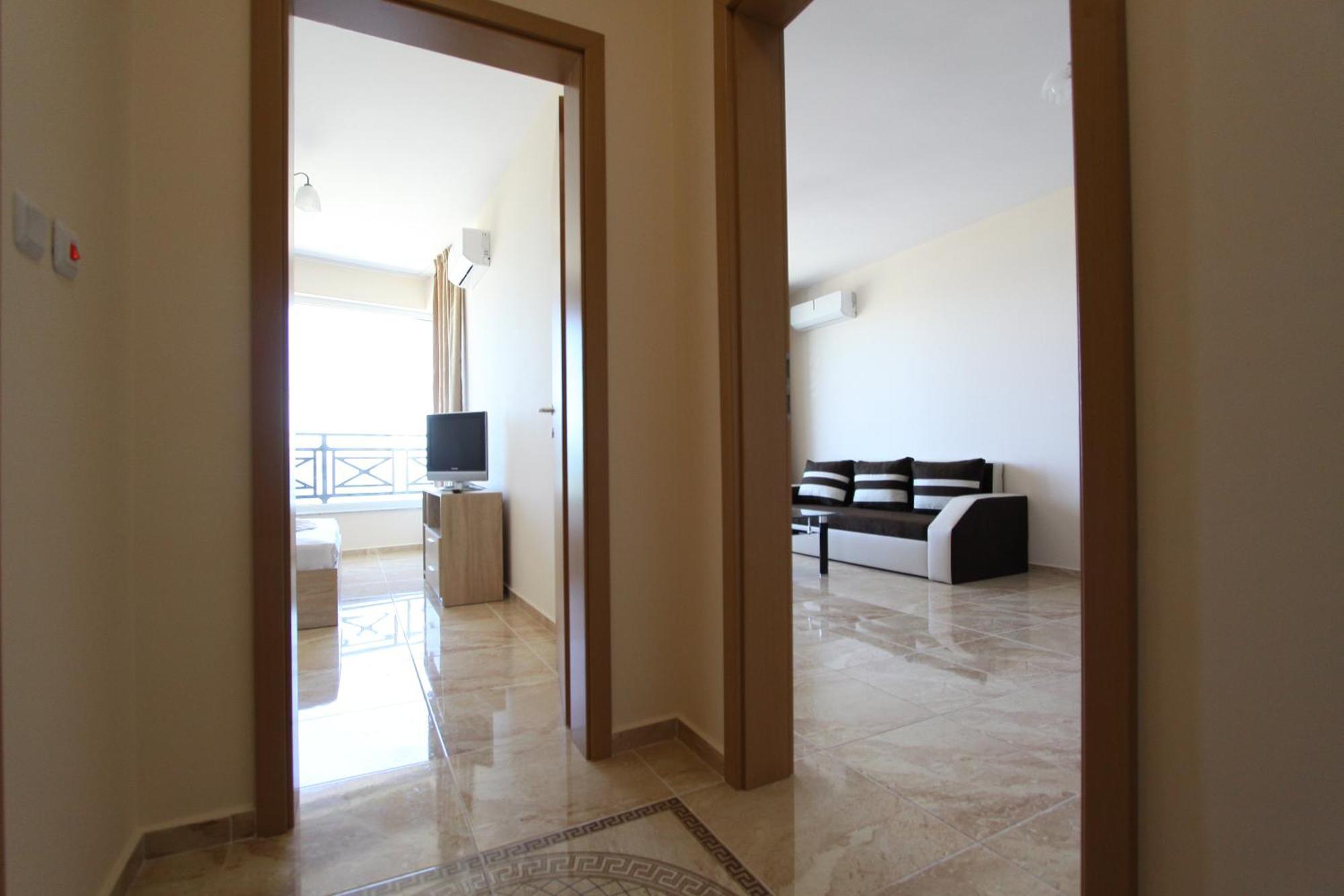 Golden Sea View Apartments Pomorie Exterior foto