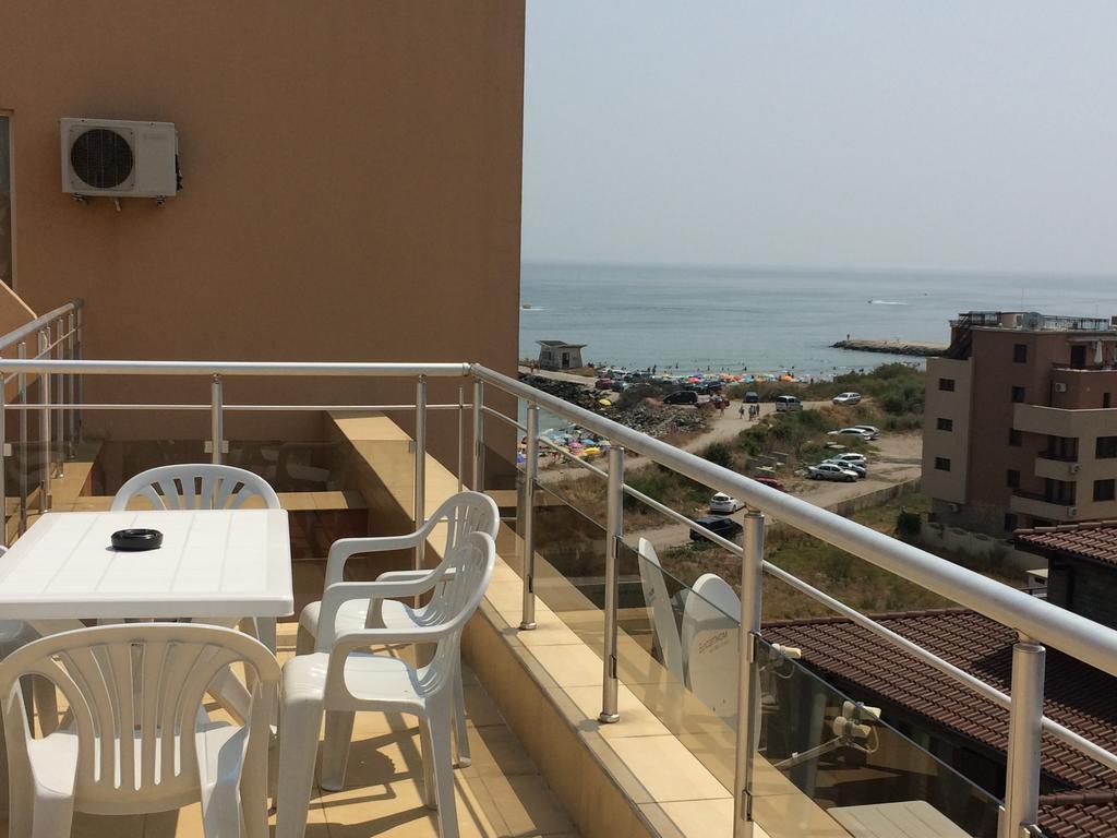 Golden Sea View Apartments Pomorie Exterior foto