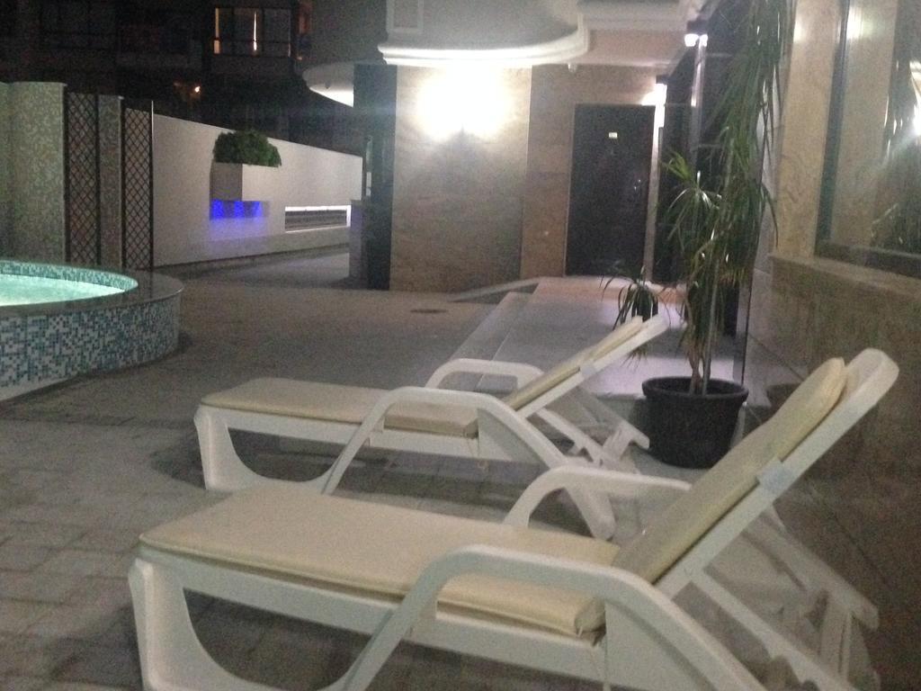 Golden Sea View Apartments Pomorie Exterior foto